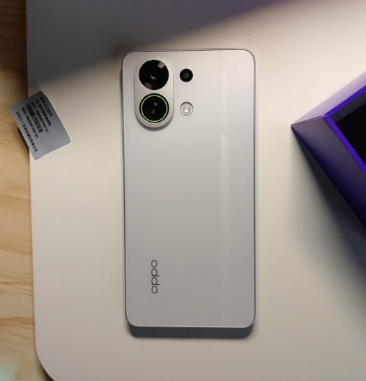 出OPPO K13 Turbo，带风扇散热的游戏神机，成色充新